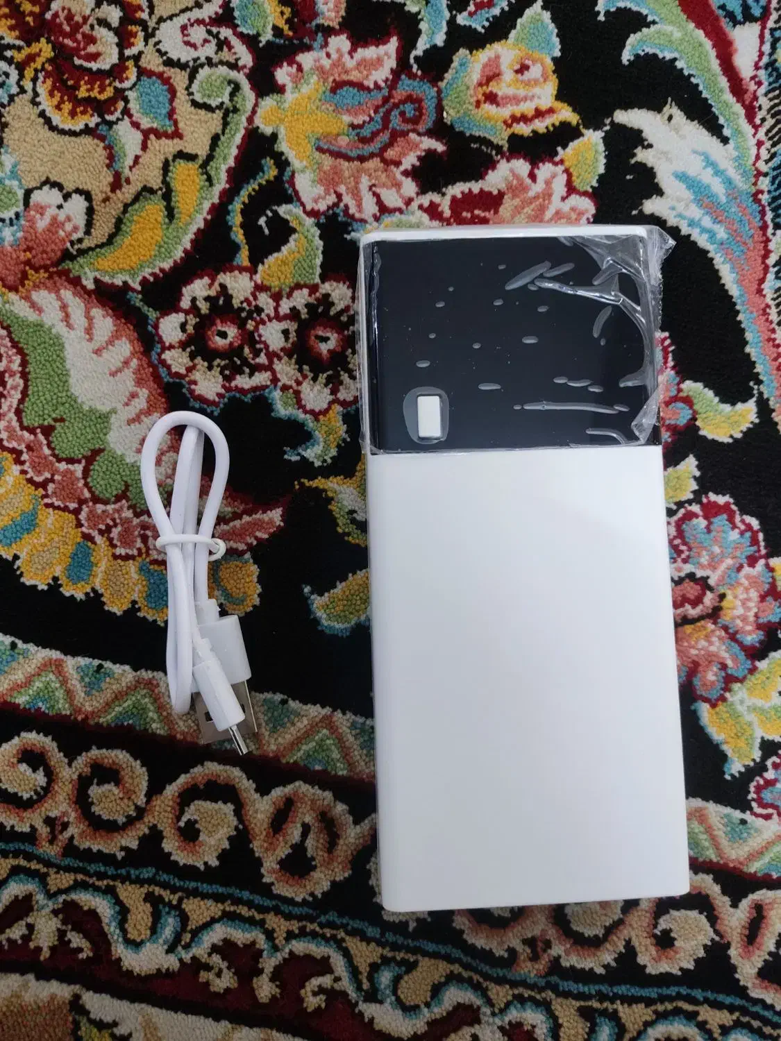 پاوربانک مدل وای تی-12 ظرفیت 10000 میلی آمپر ساعت|لوازم جانبی موبایل و تبلت|فولادشهر, B4|دیوار