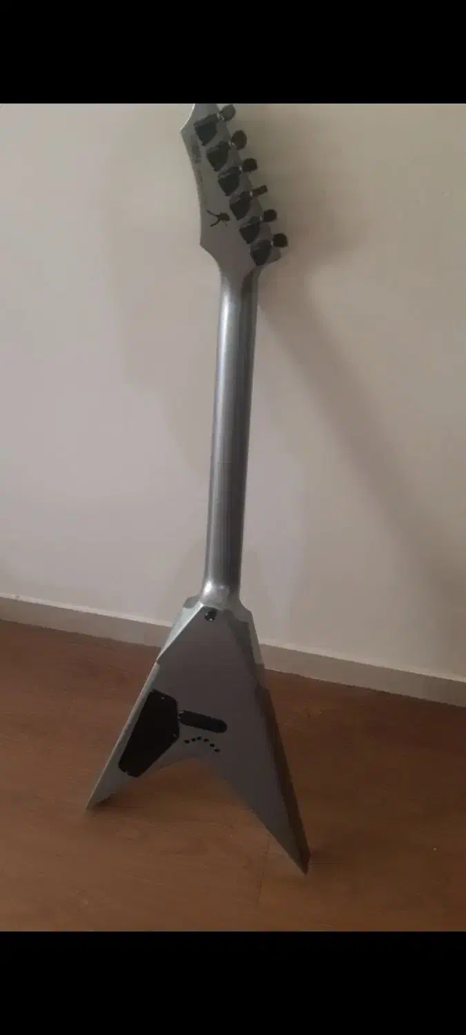 گیتار الکتریک دین guitar electric dean|گیتار، بیس، امپلیفایر|شاهین‌شهر, مخابرات (شهید بهشتی)|دیوار