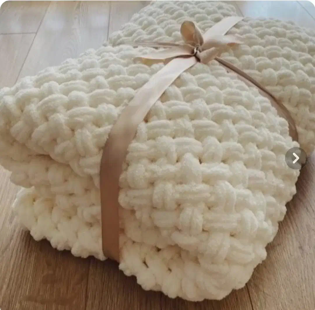 سفارش بافت پتوی پافی پذیرفته میشود|رختخواب، بالش، پتو|صدرا-فارس, فاز ۱|دیوار