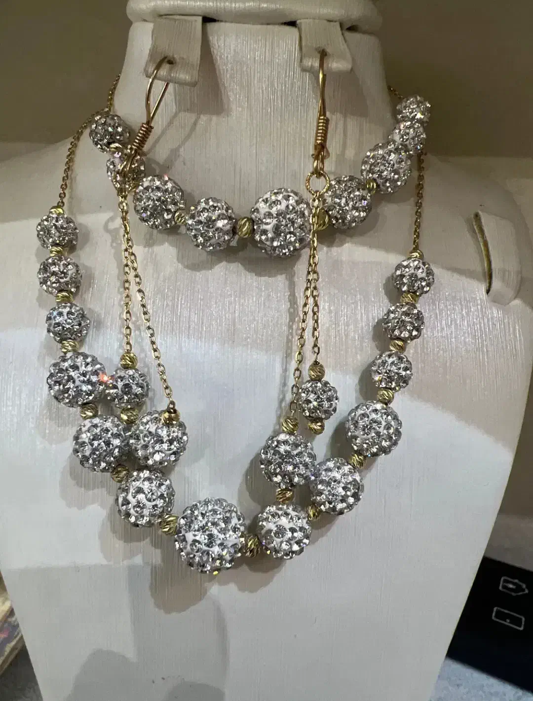 طلا|جواهرات|ورامین, ورامین|دیوار