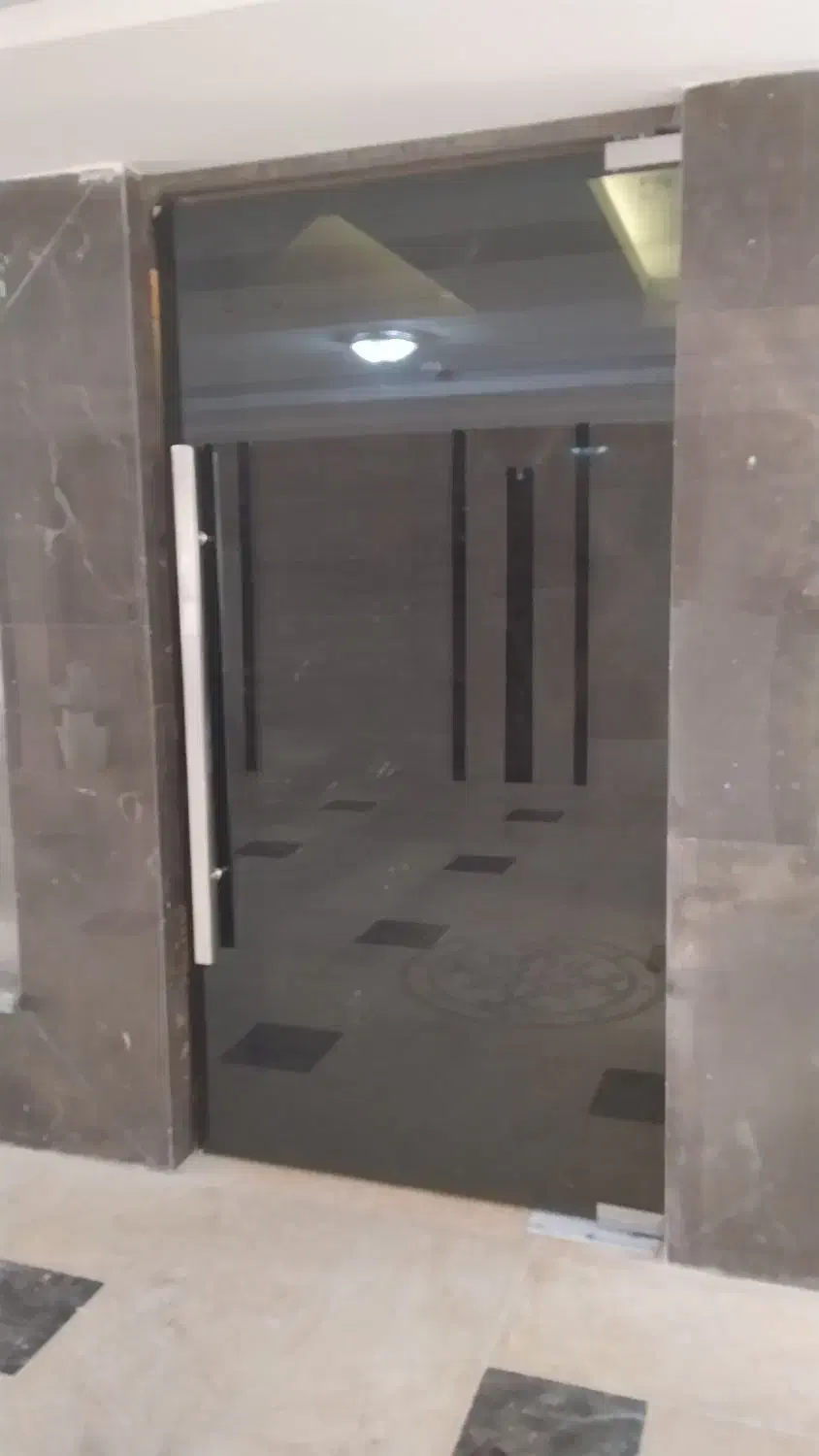 شیشه میرال شیشه سکوریت آقا تاجر|خدمات پیشه و مهارت|فردیس, طالقانی|دیوار