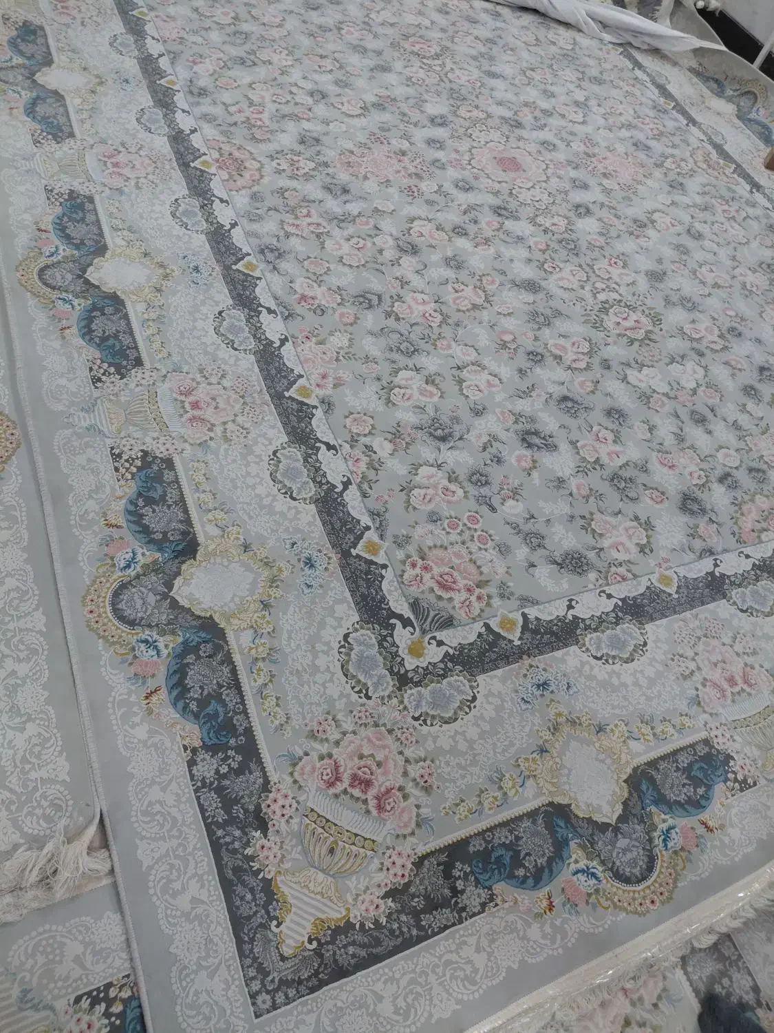 ۳تخته فرش ۱۲متری ۱۲۰۰شانه تراکم ۳۶۰۰ درحدنو|فرش|ورامین, خیر آباد|دیوار