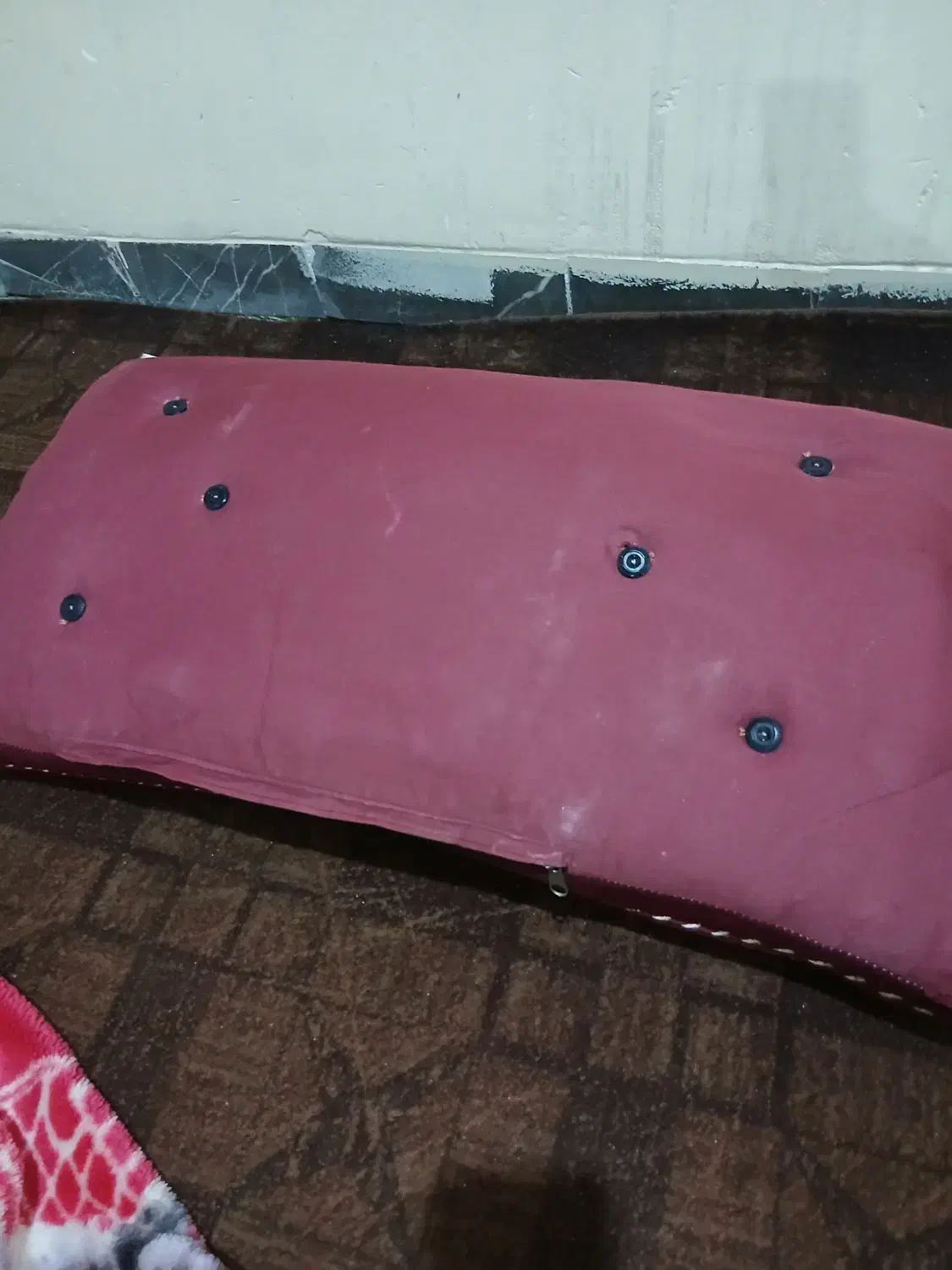 پشتی مخمل خورموج|پشتی|خورموج, |دیوار