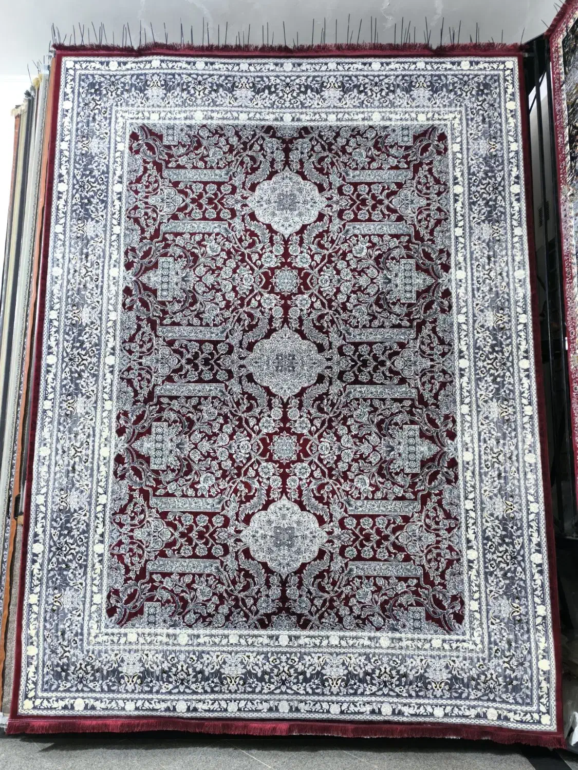 قالی قرمز طرح های جدید و تازه مد شده و بروز بازار|فرش|کرمان, |دیوار