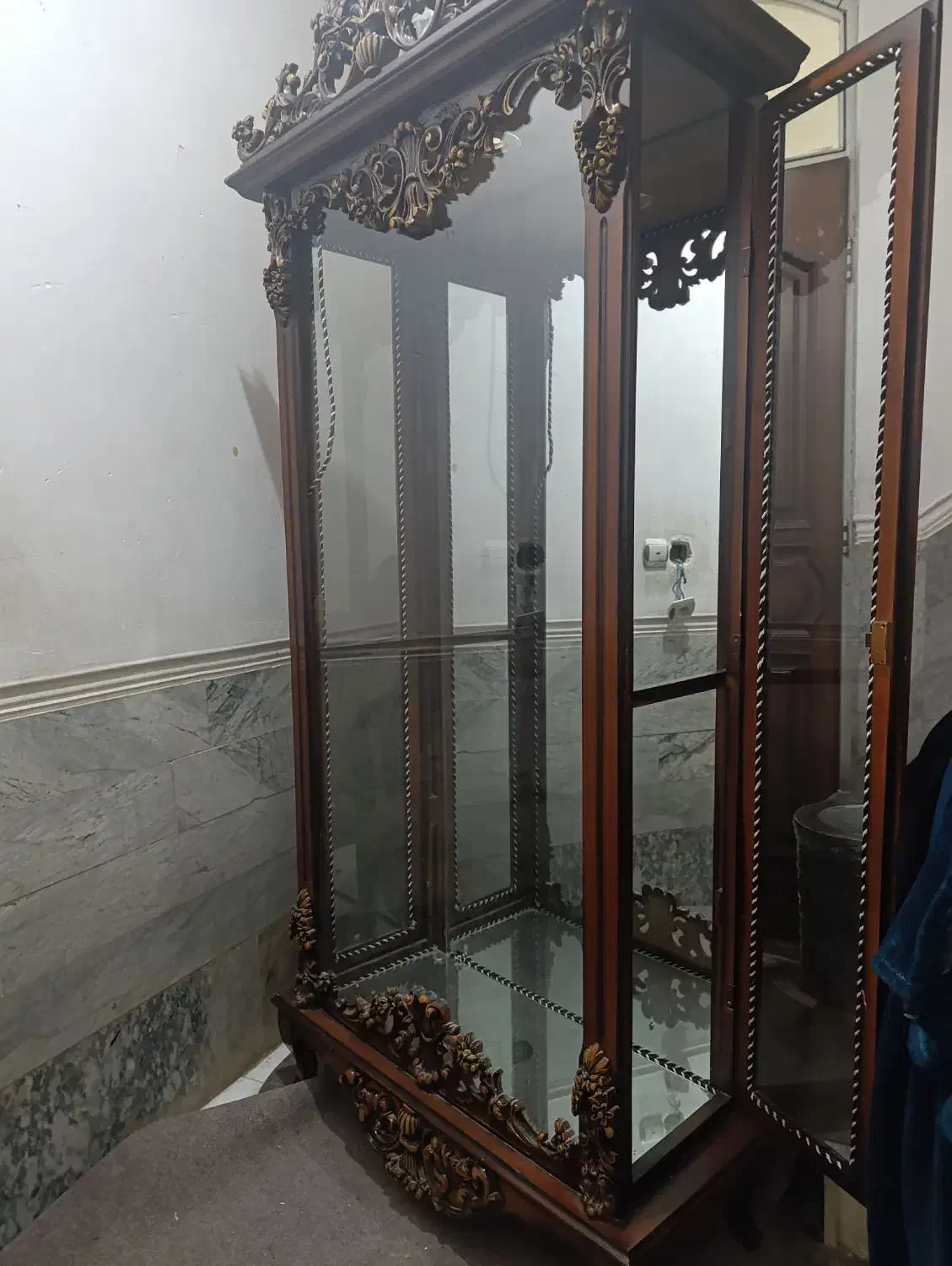 ویترین درحدنو|بوفه، ویترین، کنسول|گلپایگان, |دیوار