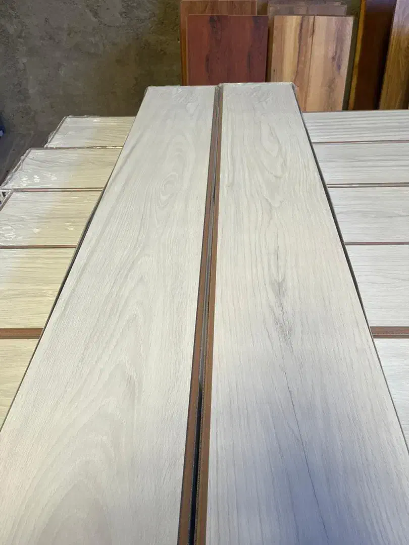 پخش پارکت دنیای تنوع کفپوش ماربل اقساط بلندمدت|خدمات پیشه و مهارت|تبریز, |دیوار