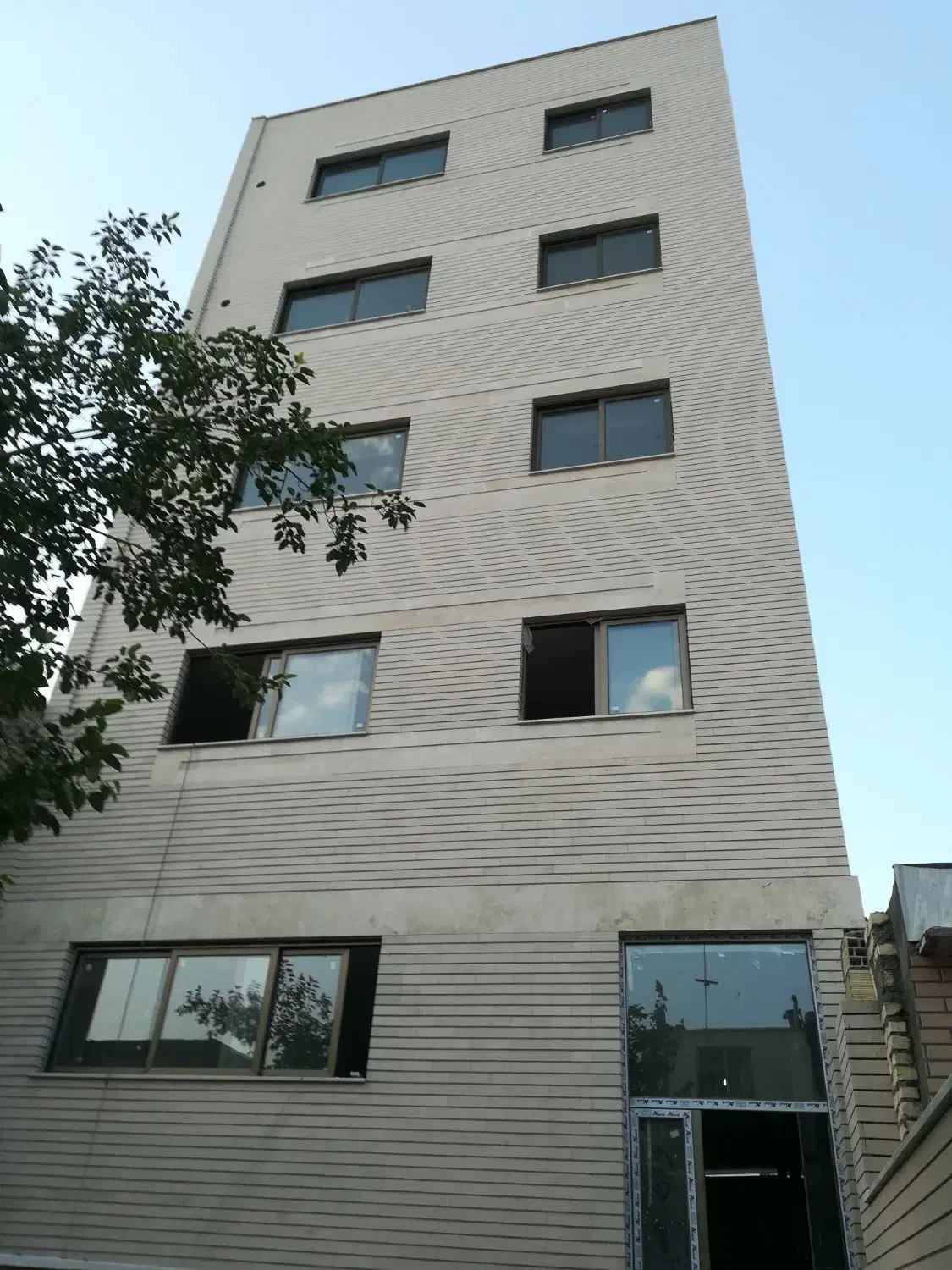 تولید درب وپنجره آلومینیوم|مصالح و تجهیزات ساختمان|اصفهان, احمدآباد|دیوار