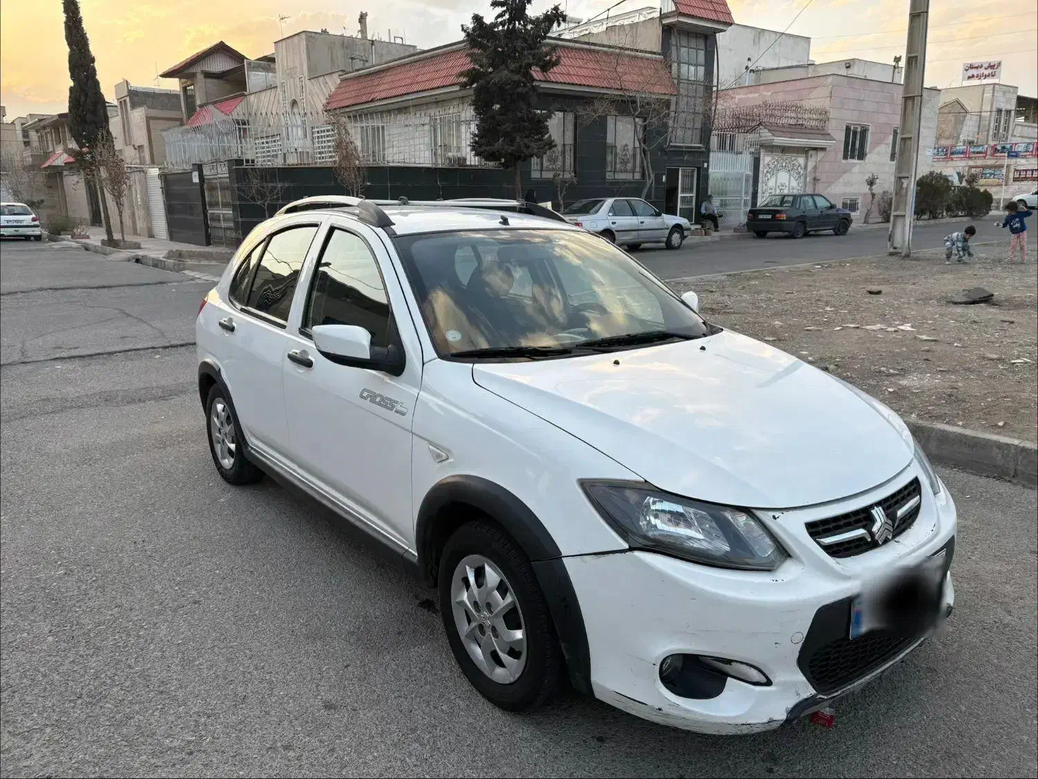 ماشین|خودرو سواری و وانت|اندیشه, اندیشه فاز ۳|دیوار