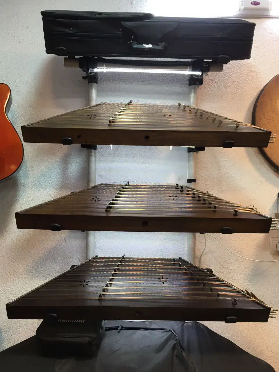 سنتور|سازهای سنتی|کرج, برغان|دیوار