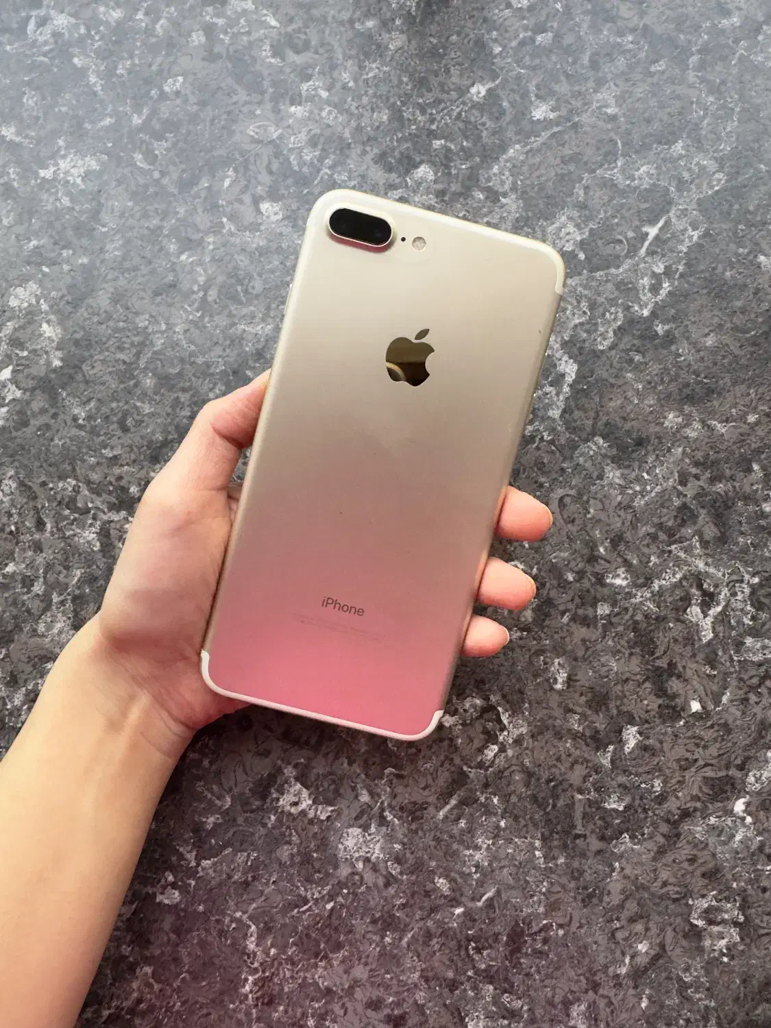 Iphone 7 plus|موبایل|تهران, شهران شمالی|دیوار