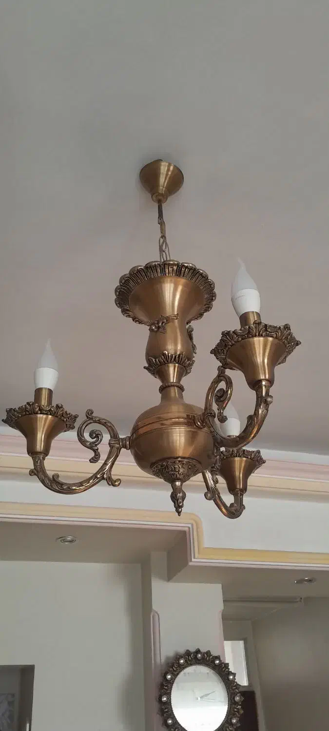 لوستر برنزی|لوستر و چراغ آویز|اراک, |دیوار