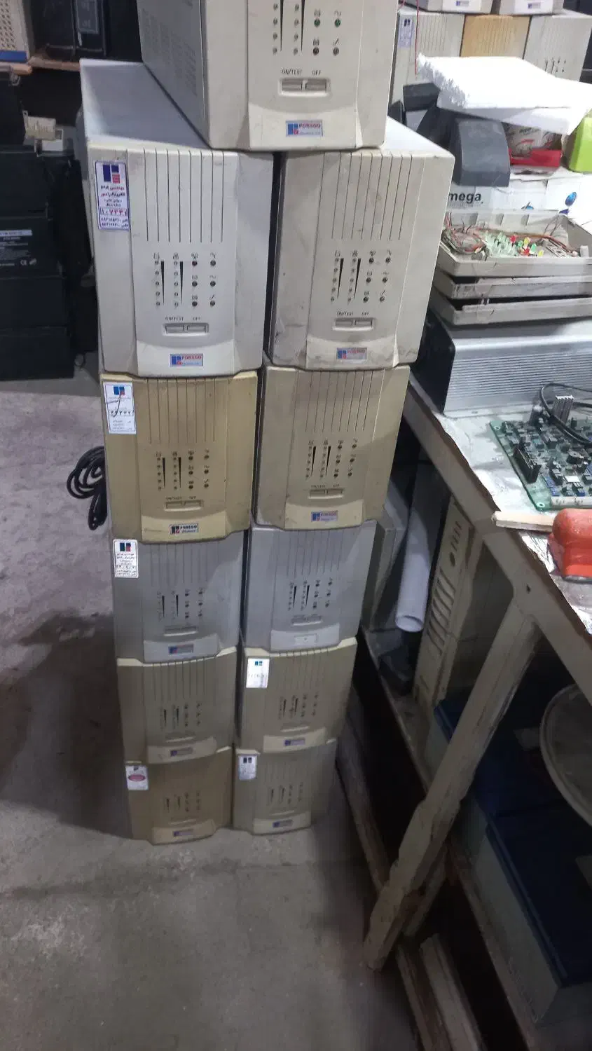 یو پی اس ups چهار باطری|مودم و تجهیزات شبکه|رشت, فلسطین|دیوار