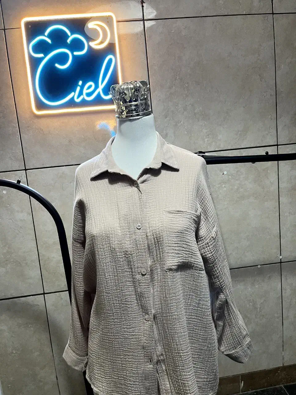 شومیز|لباس|آستانه اشرفیه, |دیوار