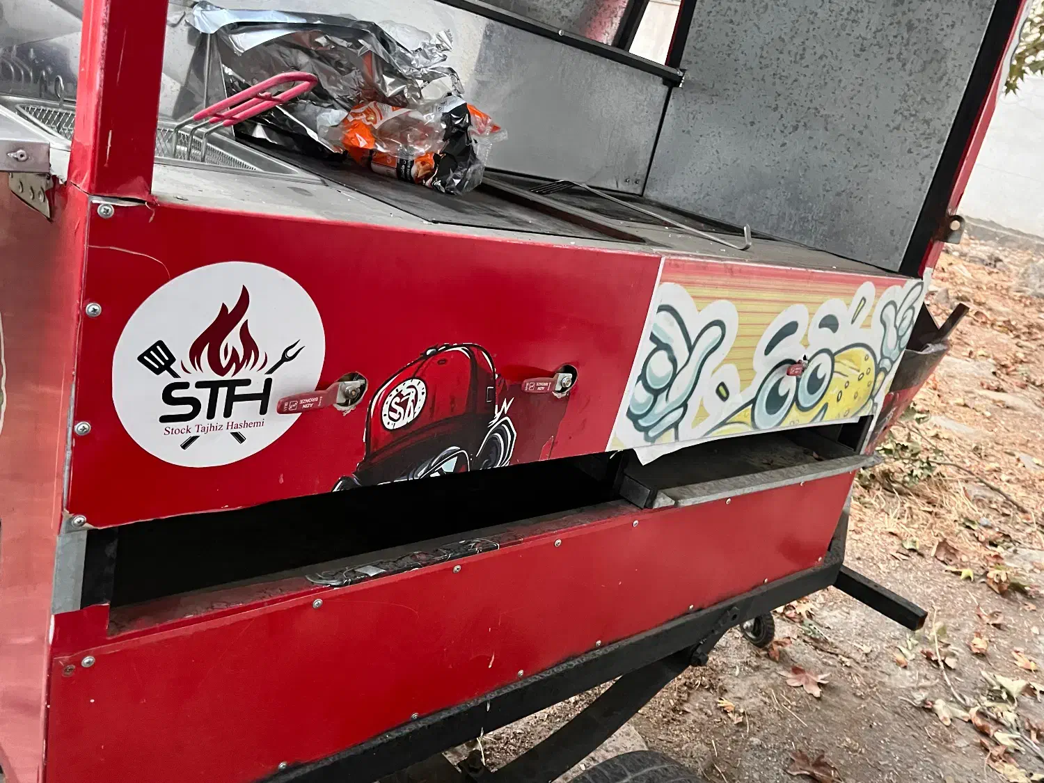 فود تراک|کافی‌شاپ و رستوران|تهران, اقدسیه|دیوار