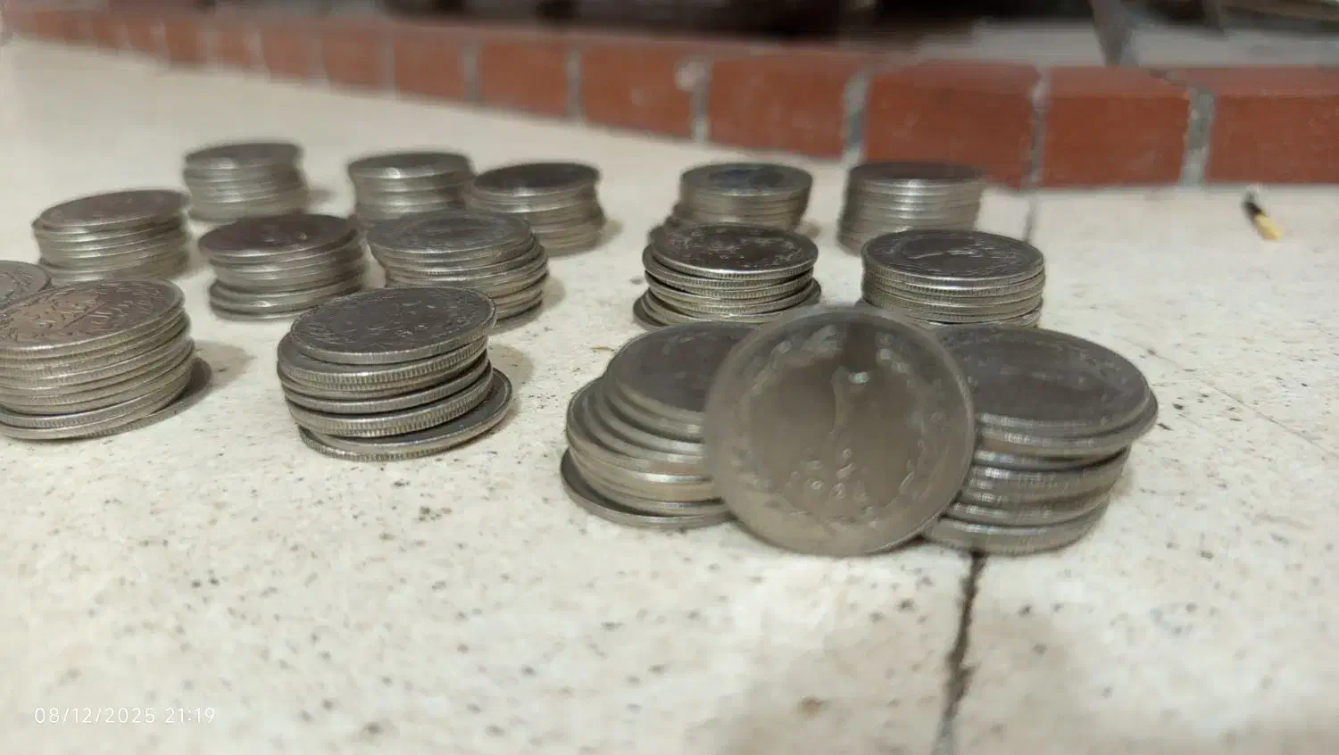 سکه دو2ریالی قدیمی جمهوری|کلکسیون سکه، تمبر، اسکناس|مشهد, زیبا شهر|دیوار