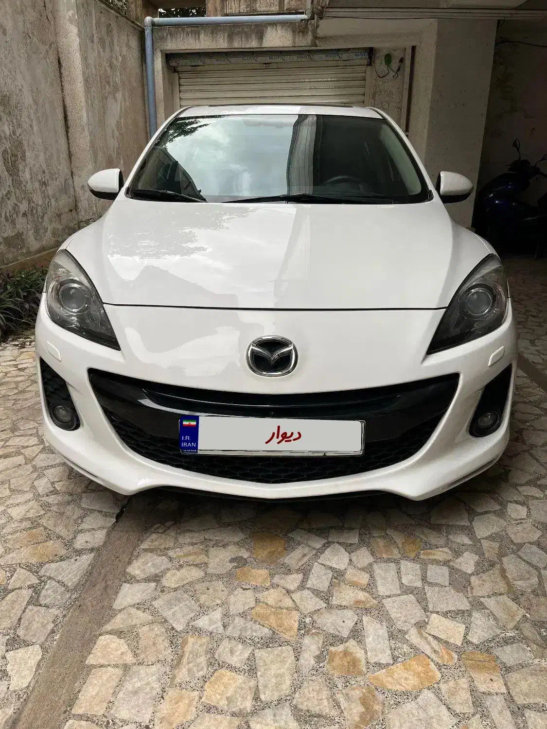 مزدا ۳نیو بی رنگ و ضربه مدل ۱۳۹۷|خودرو سواری و وانت|رشت, گلسار|دیوار