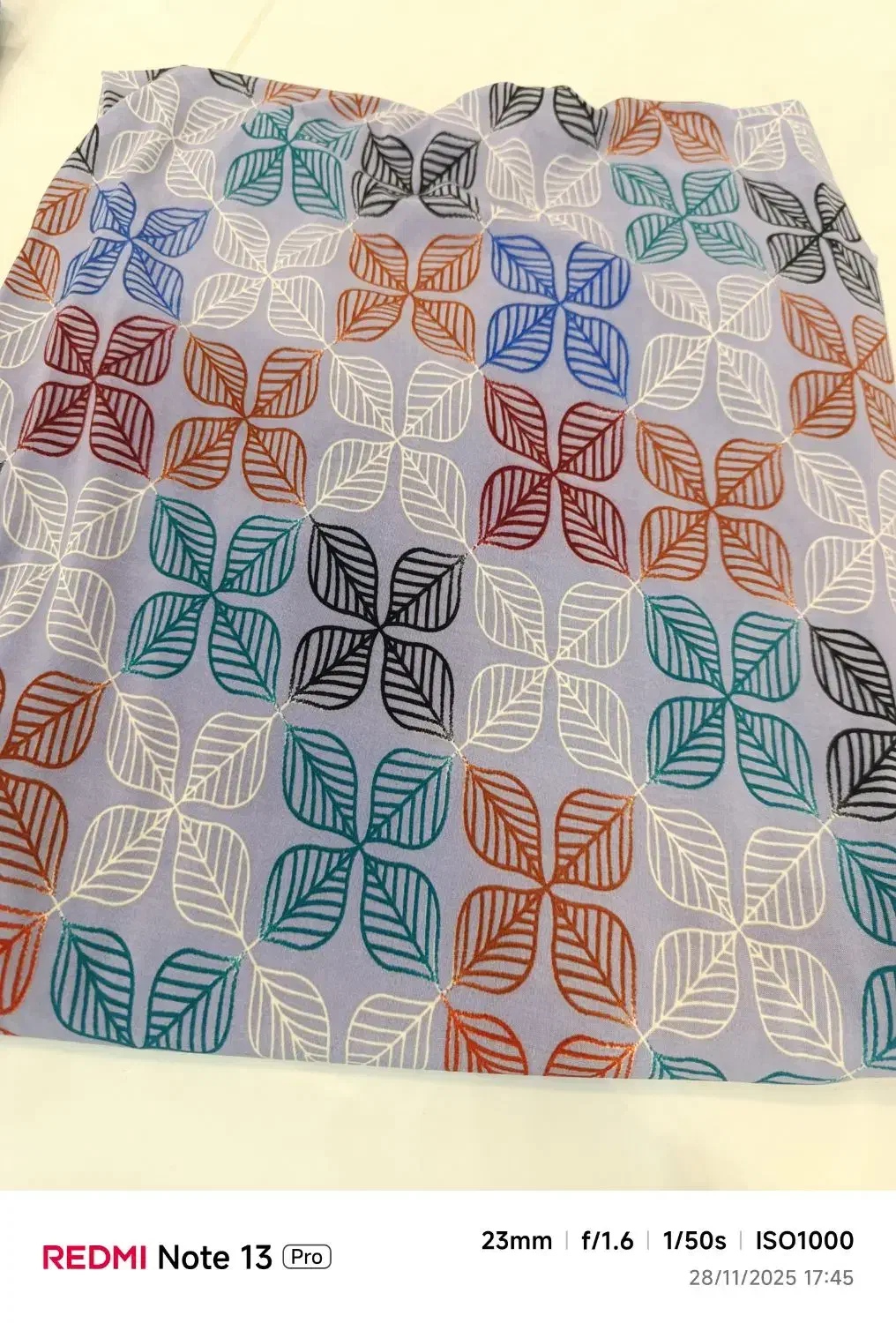 پارچه حریر ابریشم و پارچه ریون|لباس|دهگلان, |دیوار