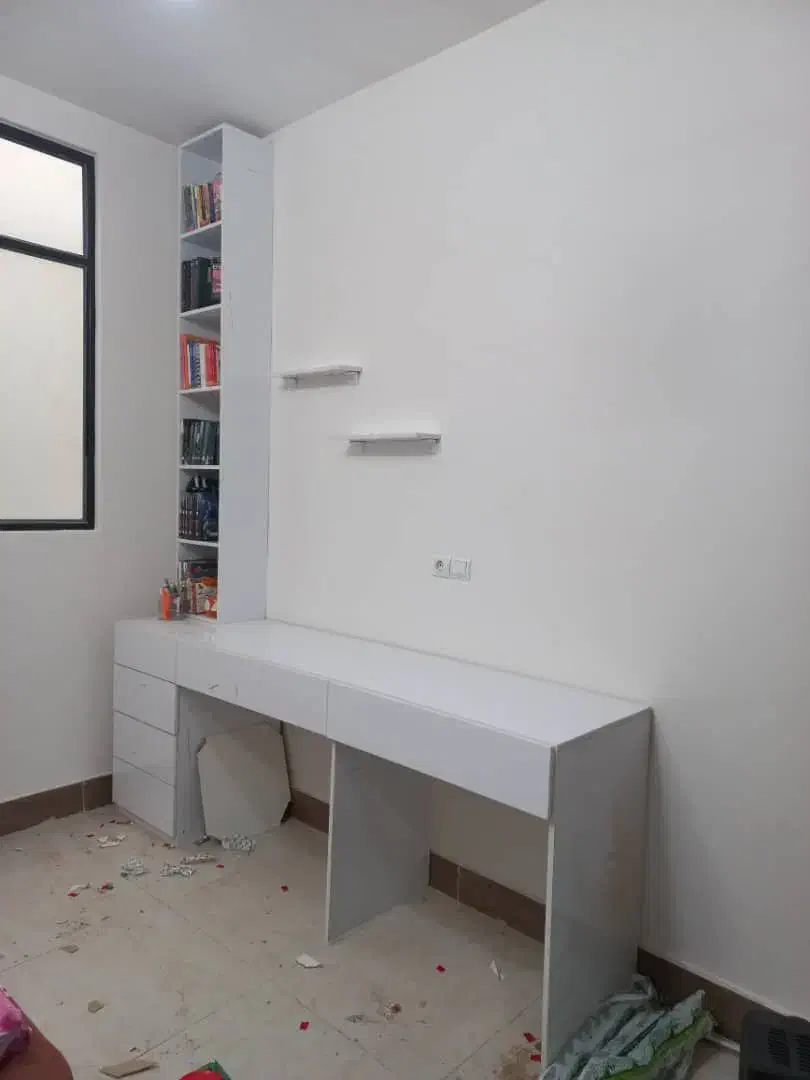 سیسمونی بچه تخت کشوکمدآینه کنسول|تخت و صندلی بچه|بروجرد, |دیوار