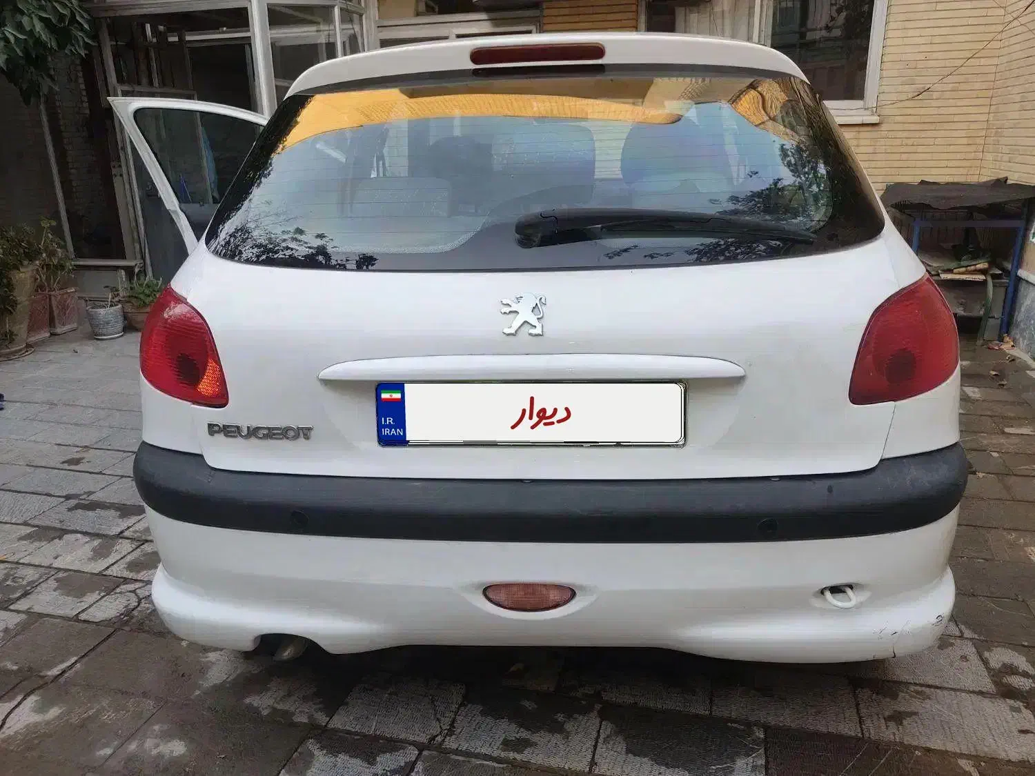 پژو۲۰۶تیپ۲مدل۱۳۹۵|خودرو سواری و وانت|اصفهان, خرم|دیوار