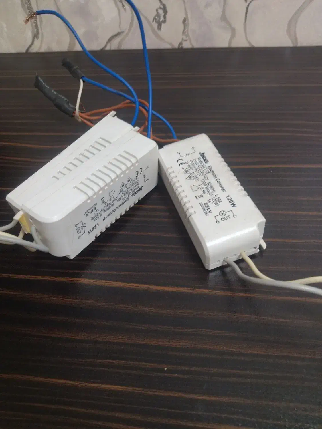 وسایل لوستر و کلید پریزو...|لوستر و چراغ آویز|تبریز, |دیوار