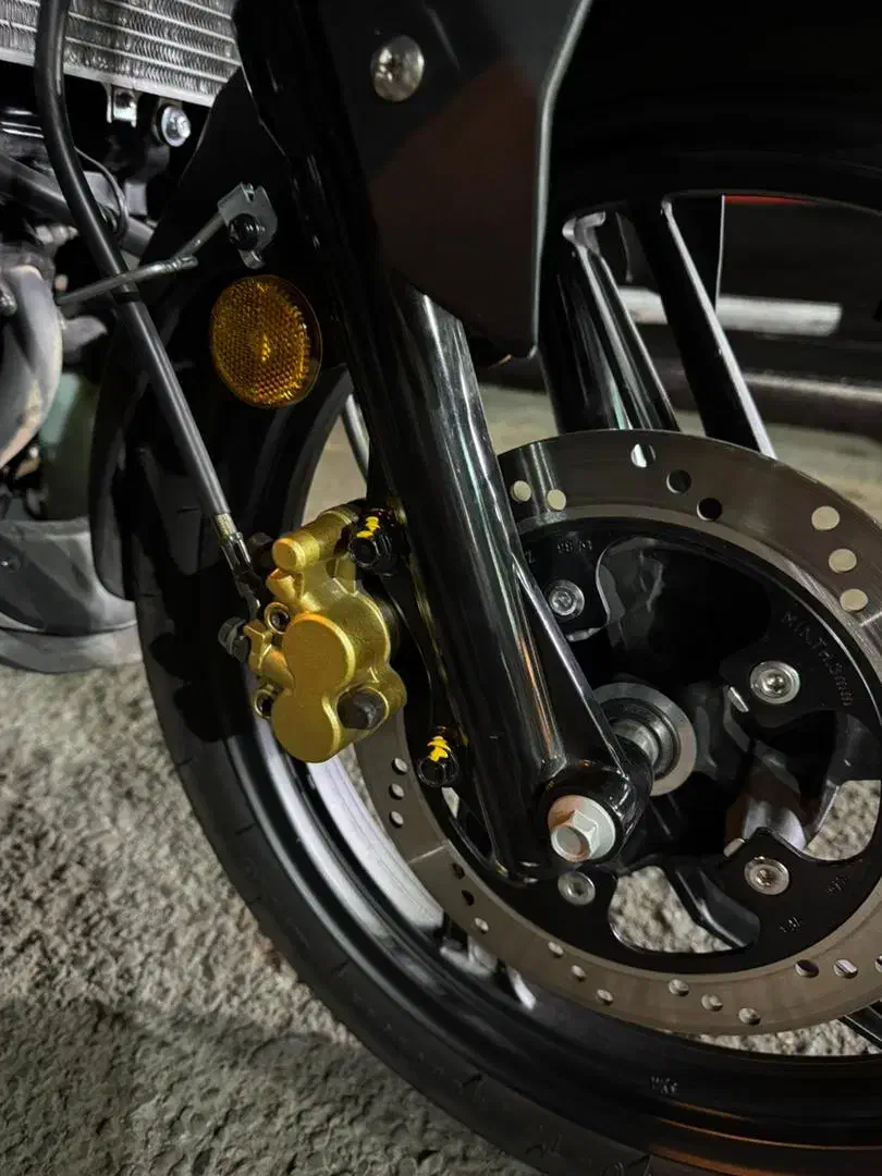 لاکی ۱۸۵|موتورسیکلت|تهران, شهرک شریفی|دیوار