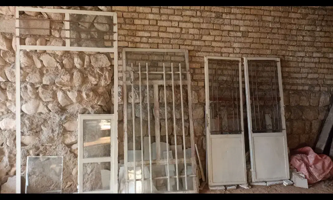 درب پنجره|مصالح و تجهیزات ساختمان|سیوان, |دیوار