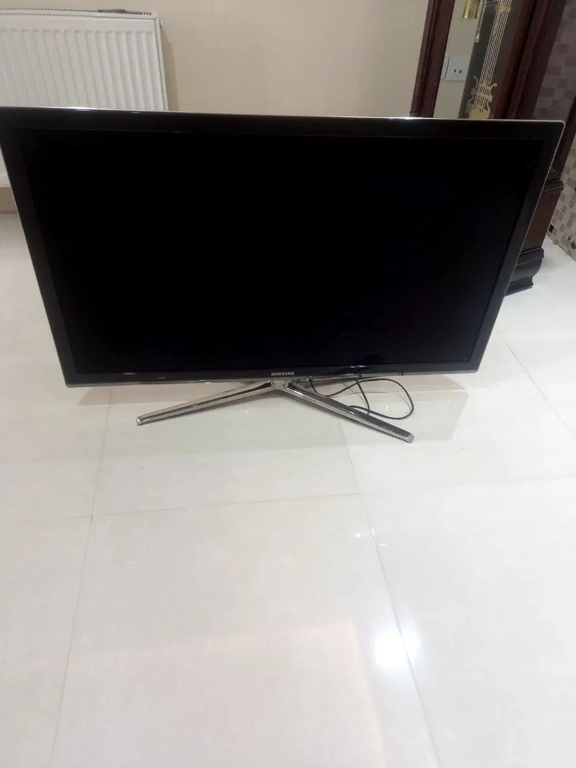 led|تلویزیون و پروژکتور|فردیس, خیام شرقی|دیوار