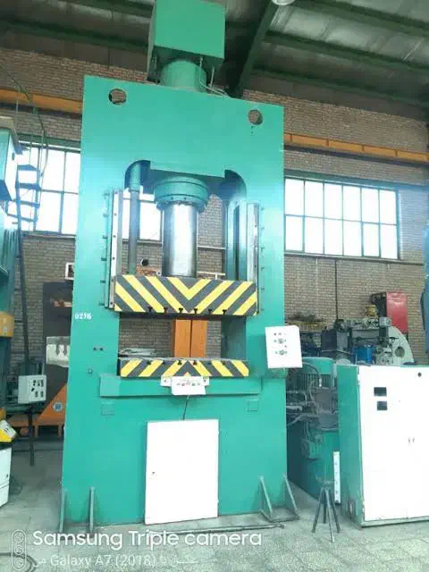 استخدام کارگر ساده و ماهر آشنا به رنگ پودری|استخدام صنعتی، فنی، مهندسی|تبریز, |دیوار