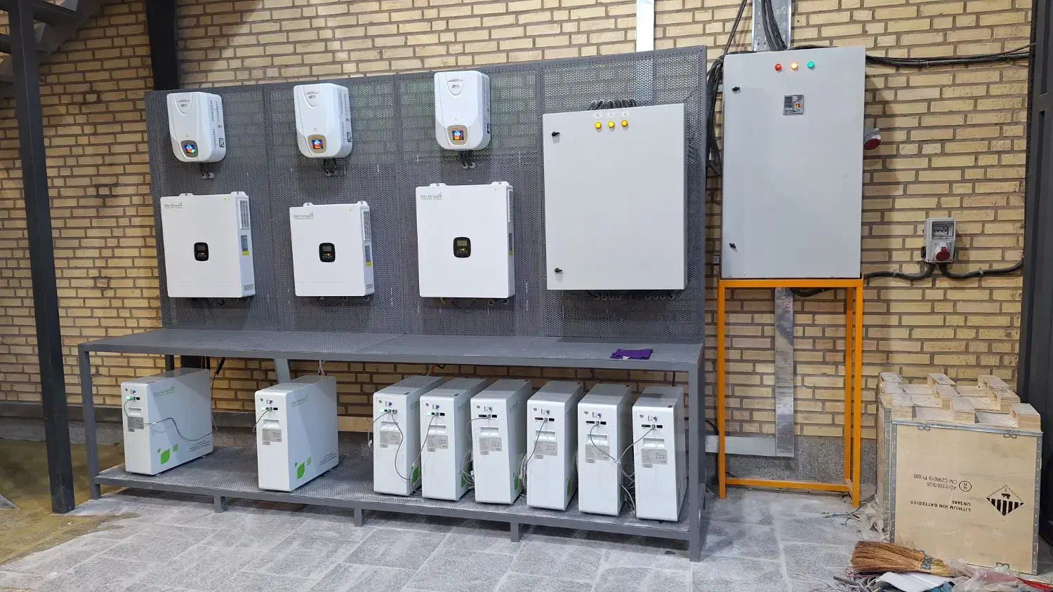 برق خورشیدی/ برق اضطراری ups/سانورتر/باتری لیتیومی|خدمات پیشه و مهارت|تهران, بهار|دیوار