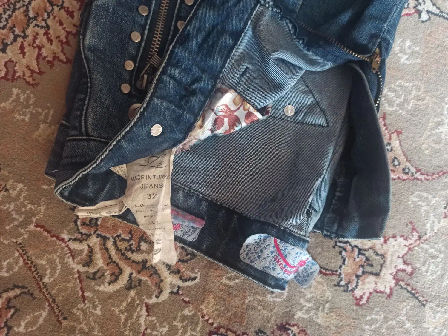 شلوار لی مجلسی تن خور زیبا|لباس|قم, دانشگاه قم|دیوار