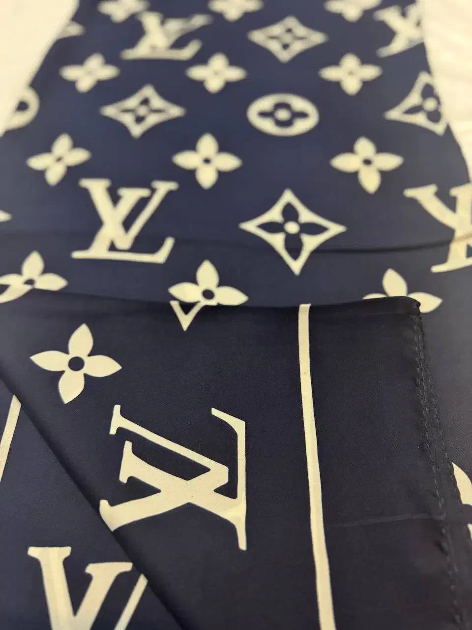 تمامی کارهای تخفیف خورده ۲۶۸ت و عمده ۲۲۰ت|لباس|اصفهان, جاوان|دیوار