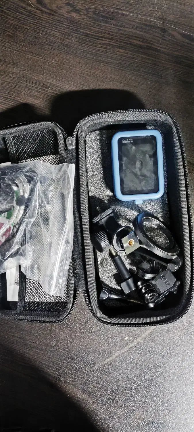 گوپرو 10 با لوازم و کاور سیلیکونی|دوربین عکاسی و فیلمبرداری|تبریز, |دیوار