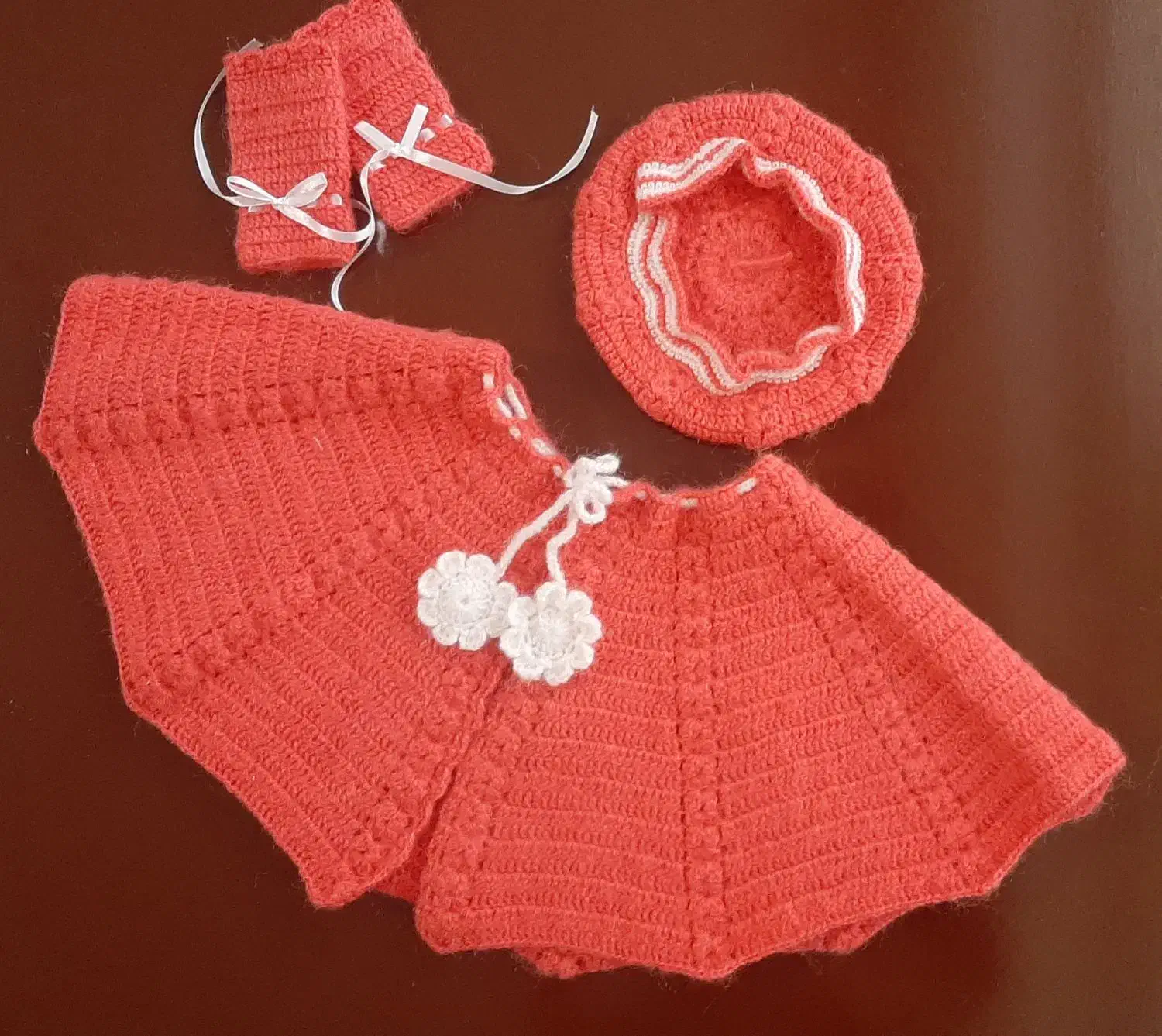 ست لباس نوزاد شنل کودک قلاب بافی ترک دست بافت خاص|کفش و لباس بچه|مشهد, دانشجو|دیوار