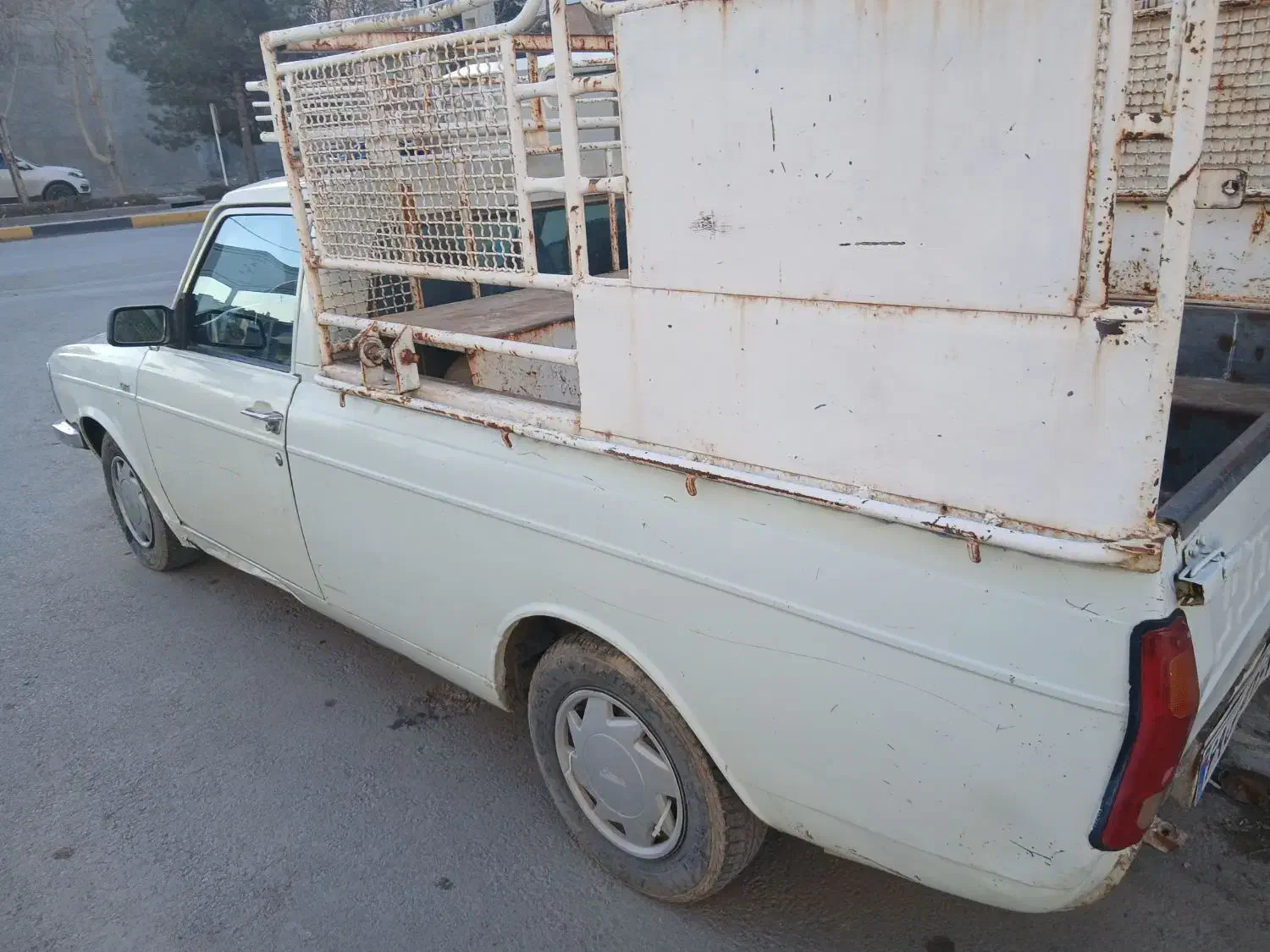 وانت|خودرو سواری و وانت|اصفهان, پروین|دیوار