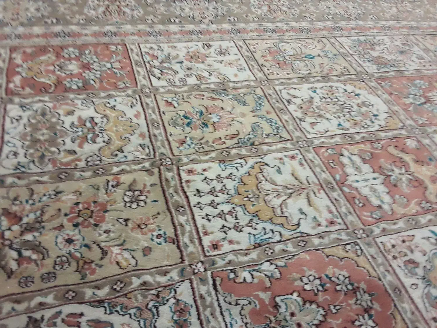 فرش ماشینی|فرش|قدس, شهرقدس|دیوار