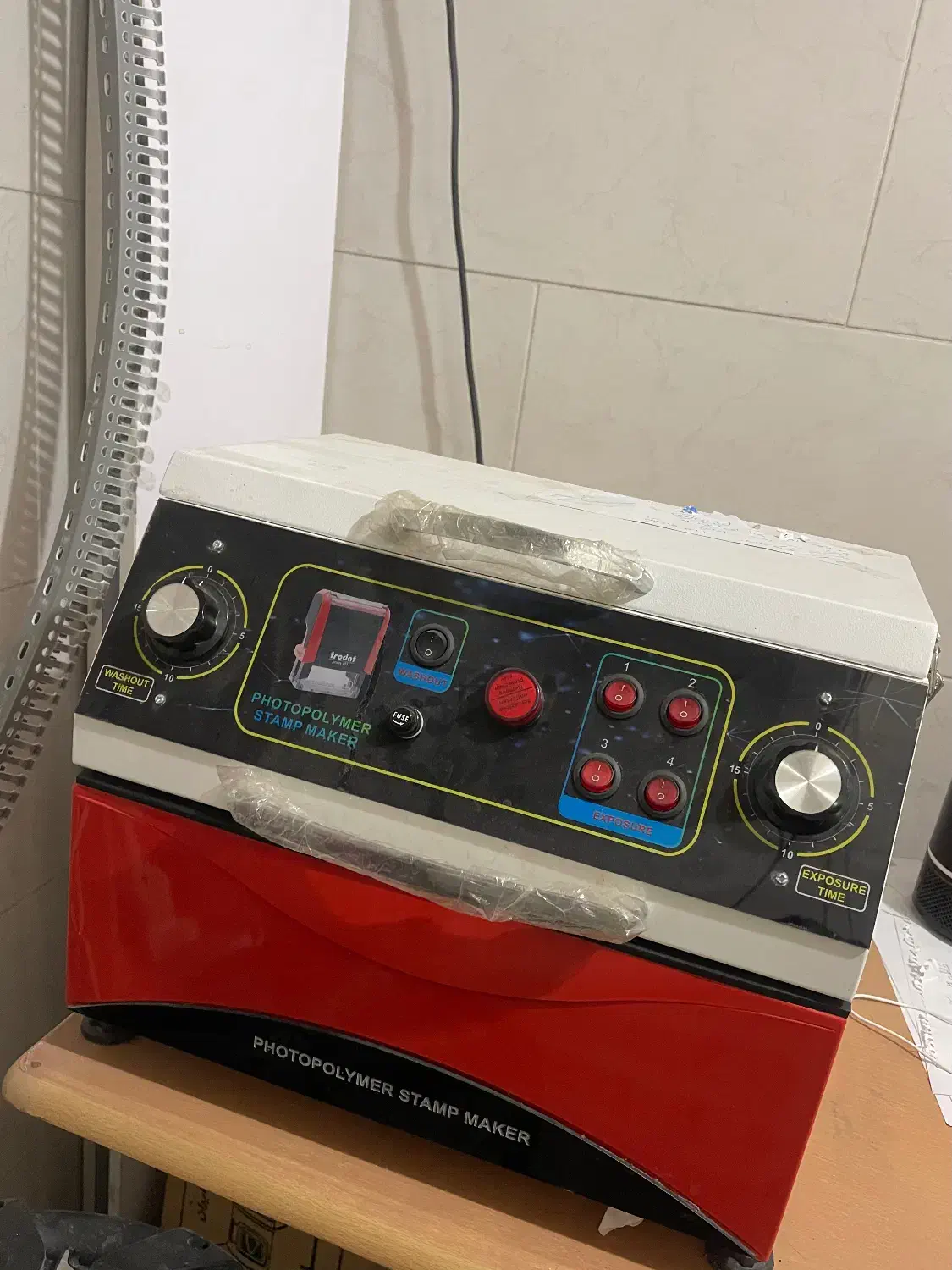 دستگاه اتوماتیک مهر ژلاتینی|دفتر کار|یزد, |دیوار