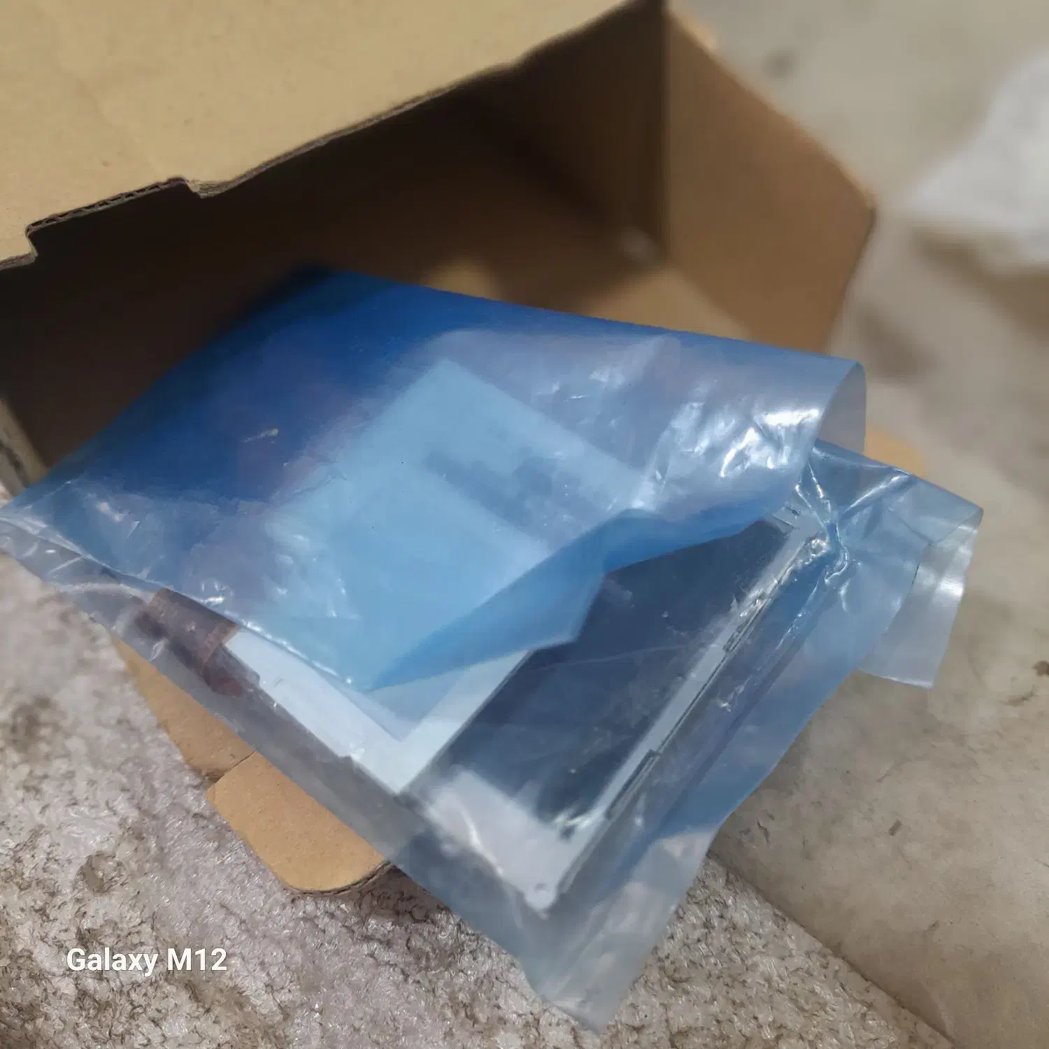 الیدی|تلویزیون و پروژکتور|سنندج, |دیوار