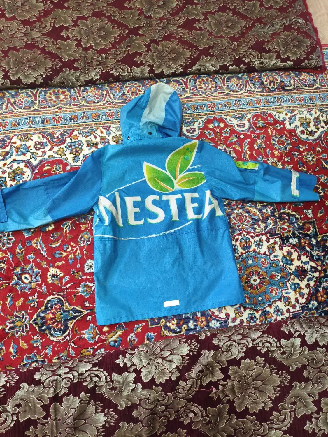 کاپشن و بادگیر اصل|لباس|مرودشت, ثبت احوال|دیوار