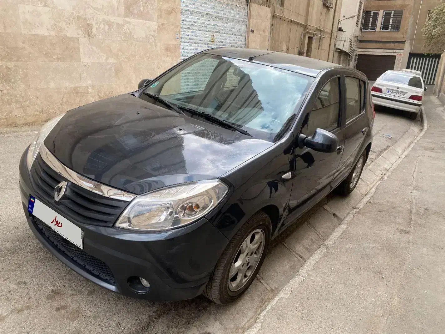 ساندرو اتومات ۹۷|خودرو سواری و وانت|تهران, امیریه|دیوار