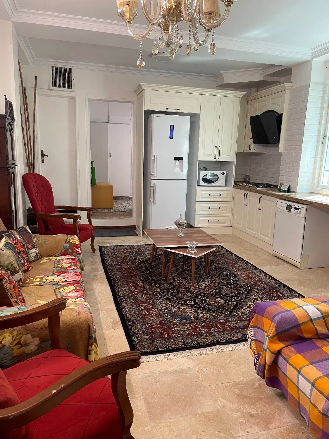 ۴۳ متری یک خوابه طبقه اول