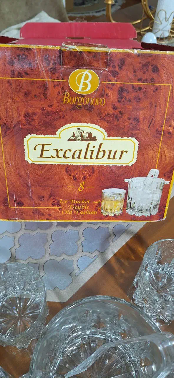 لیوان و یخدان ایتالیایی|ظروف سرو و پذیرایی|فردیس, خیام شرقی|دیوار