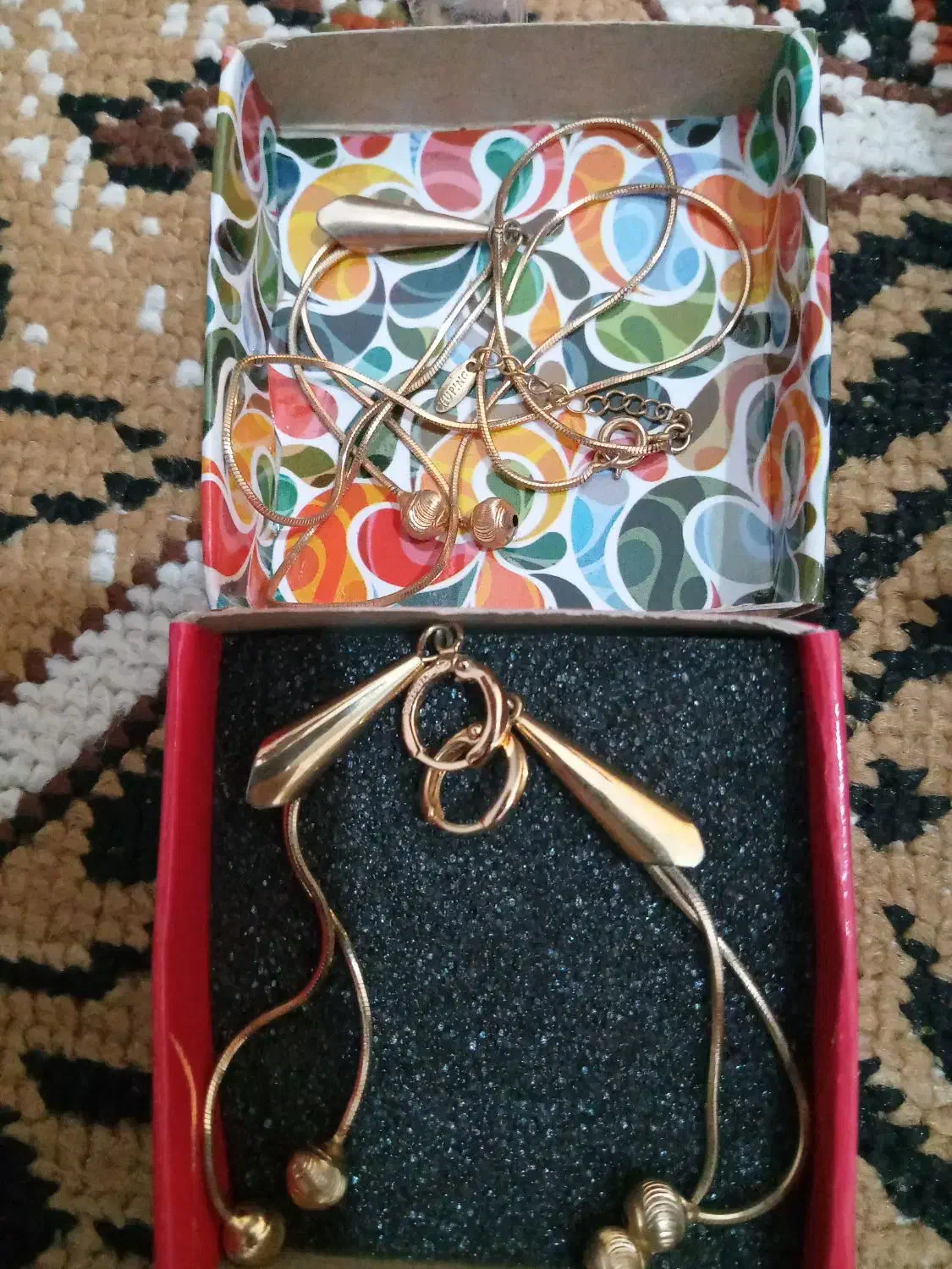 بدلیجات|بدلیجات|پاکدشت, حصار امیر|دیوار