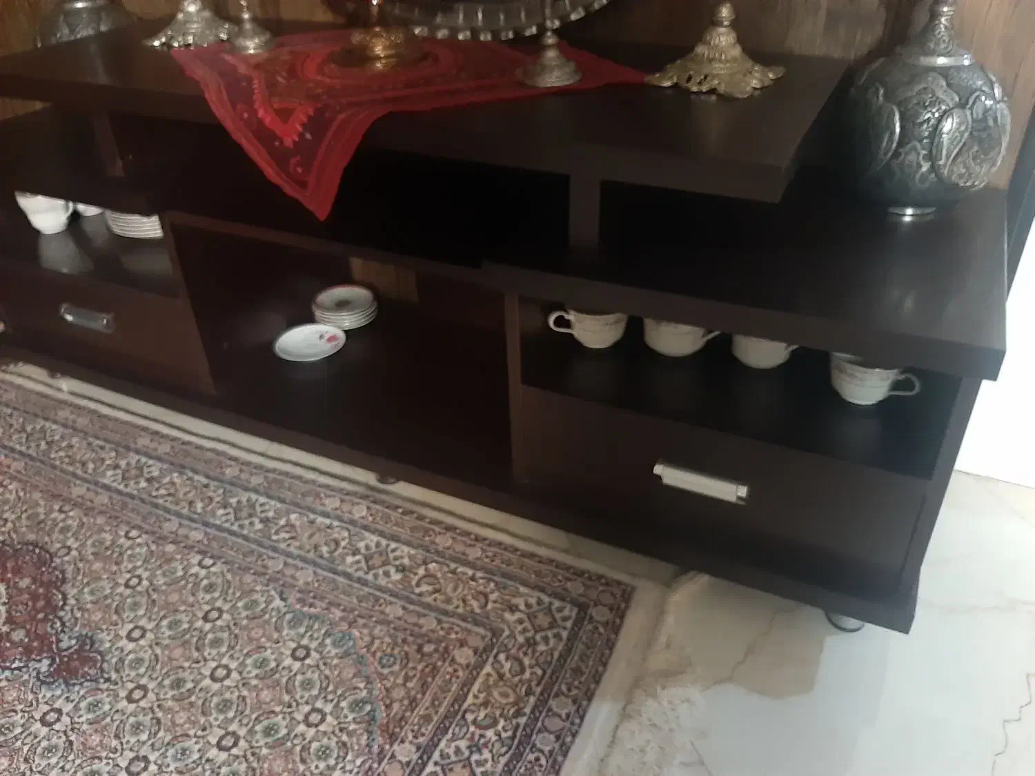 میز تلوزیون در حد نو|میز تلویزیون|طرقبه, |دیوار