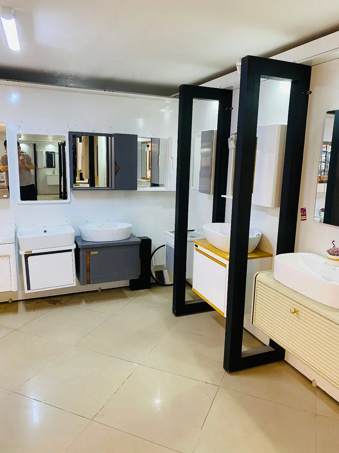 بورس روشویی قیمت مناسب|لوازم سرویس بهداشتی|نیشابور, میدان حافظ|دیوار