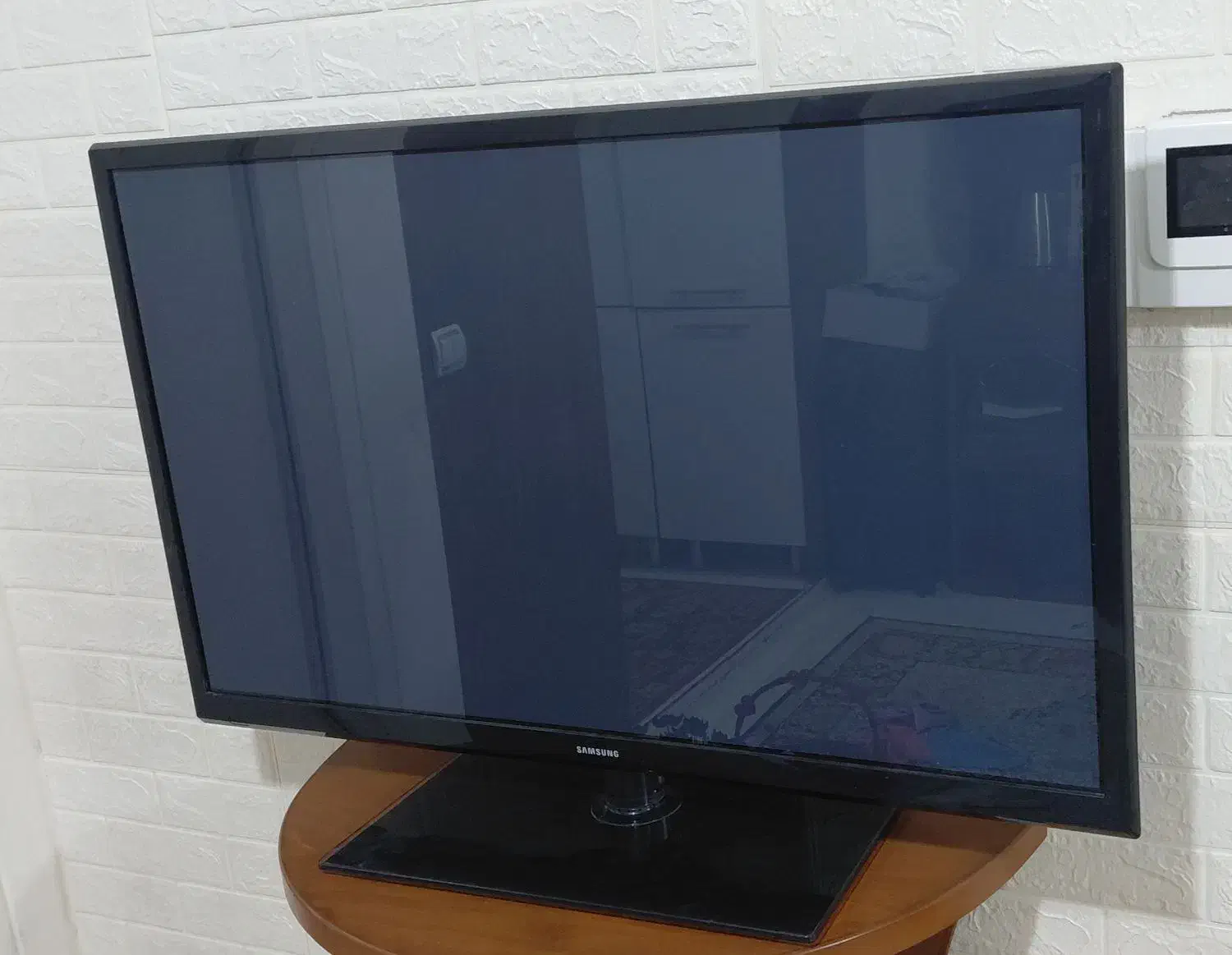 تلویزیون 43 سامسونگ اتاق ویلا دوربین مداربسته|تلویزیون و پروژکتور|تهران, شیوا|دیوار