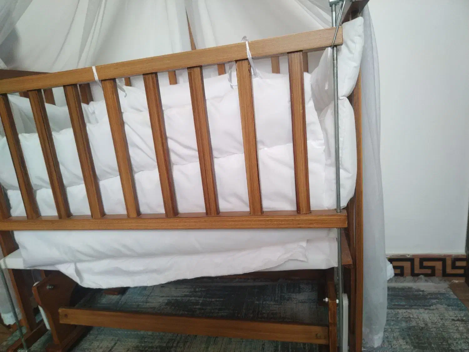 تخت گهواره ای کودک|تخت و صندلی بچه|قائمشهر, |دیوار