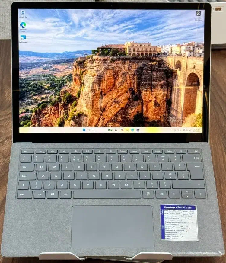 سرفیس لپ تاپ ۴|رایانه همراه|اسلامشهر, زرافشان|دیوار