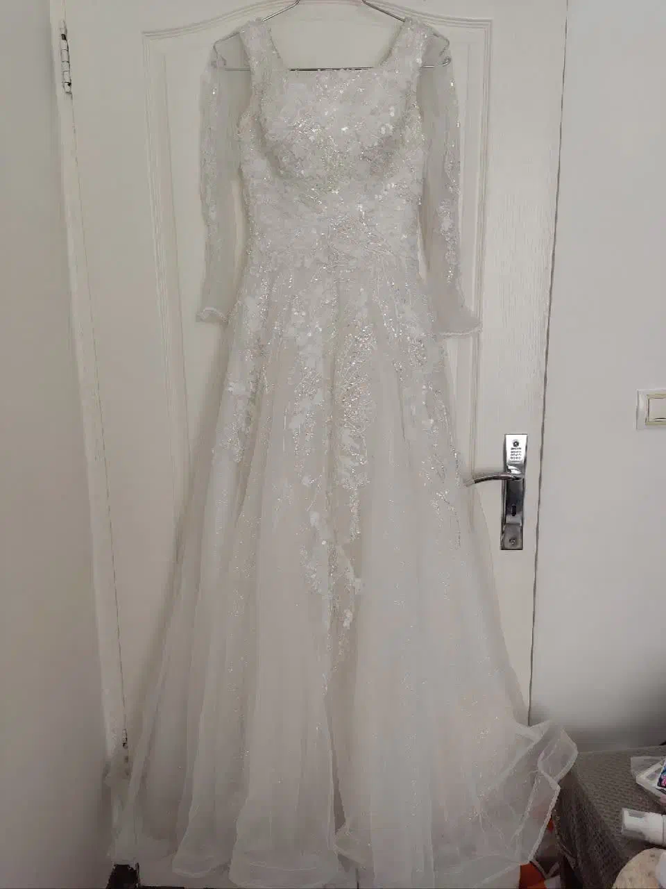 لباس عروس|لباس|پردیس, فاز ۳|دیوار