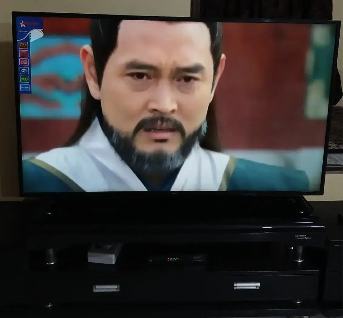 تلوزیون ۶۰ اینچ|تلویزیون و پروژکتور|گرگان, |دیوار