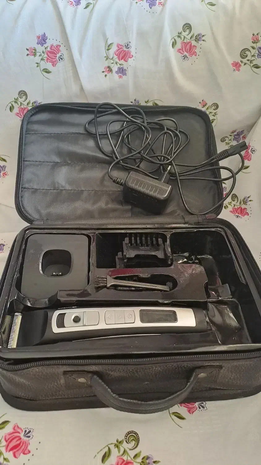 ریش تراش|آرایشی، بهداشتی، درمانی|خوی, |دیوار